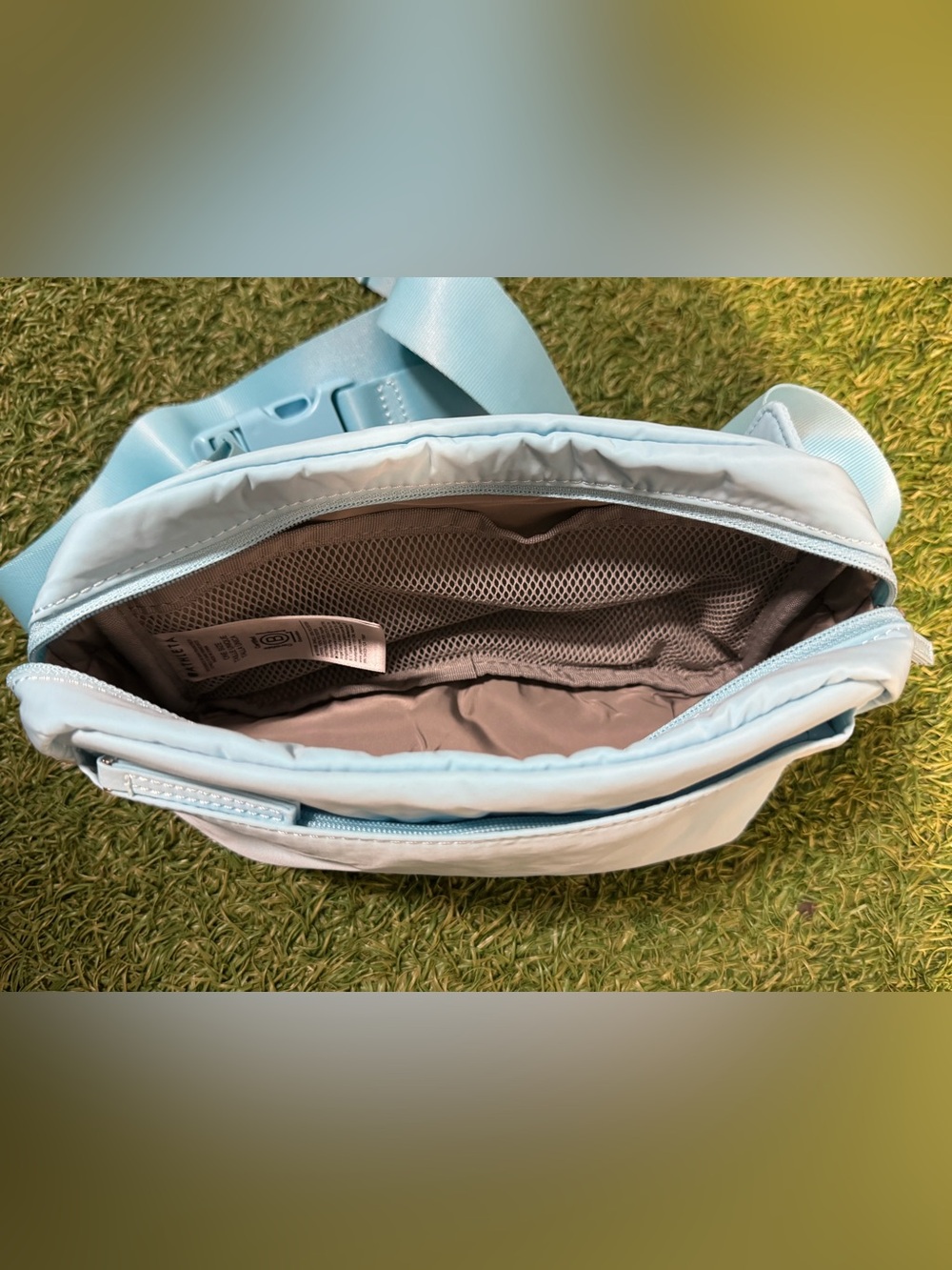 Athleta All About Large Crossbody Purse Bag Aqua Blue Casual Travel -NWOT - Picture 5 of 13